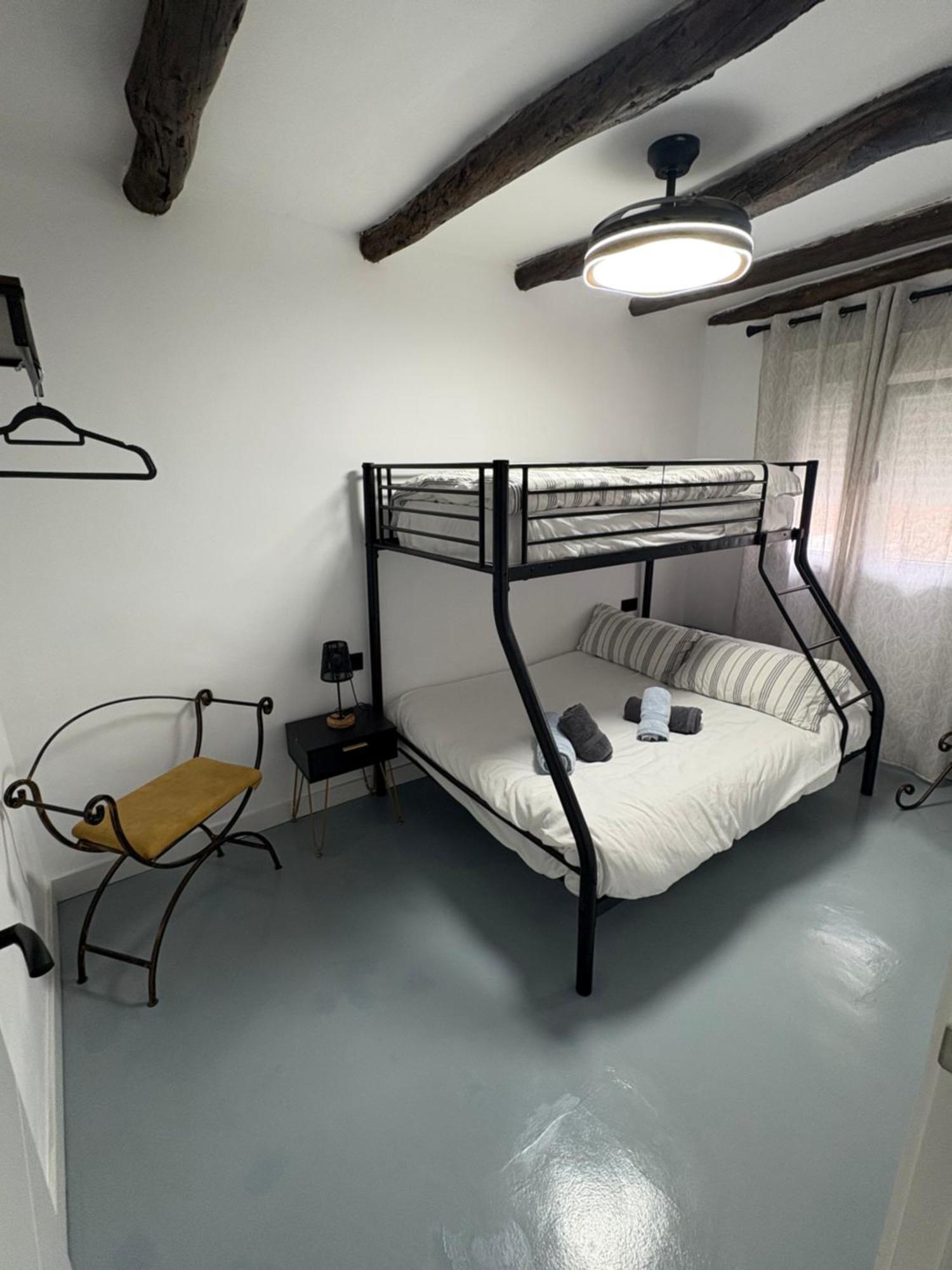 Attic Castillo Almansa Εξωτερικό φωτογραφία